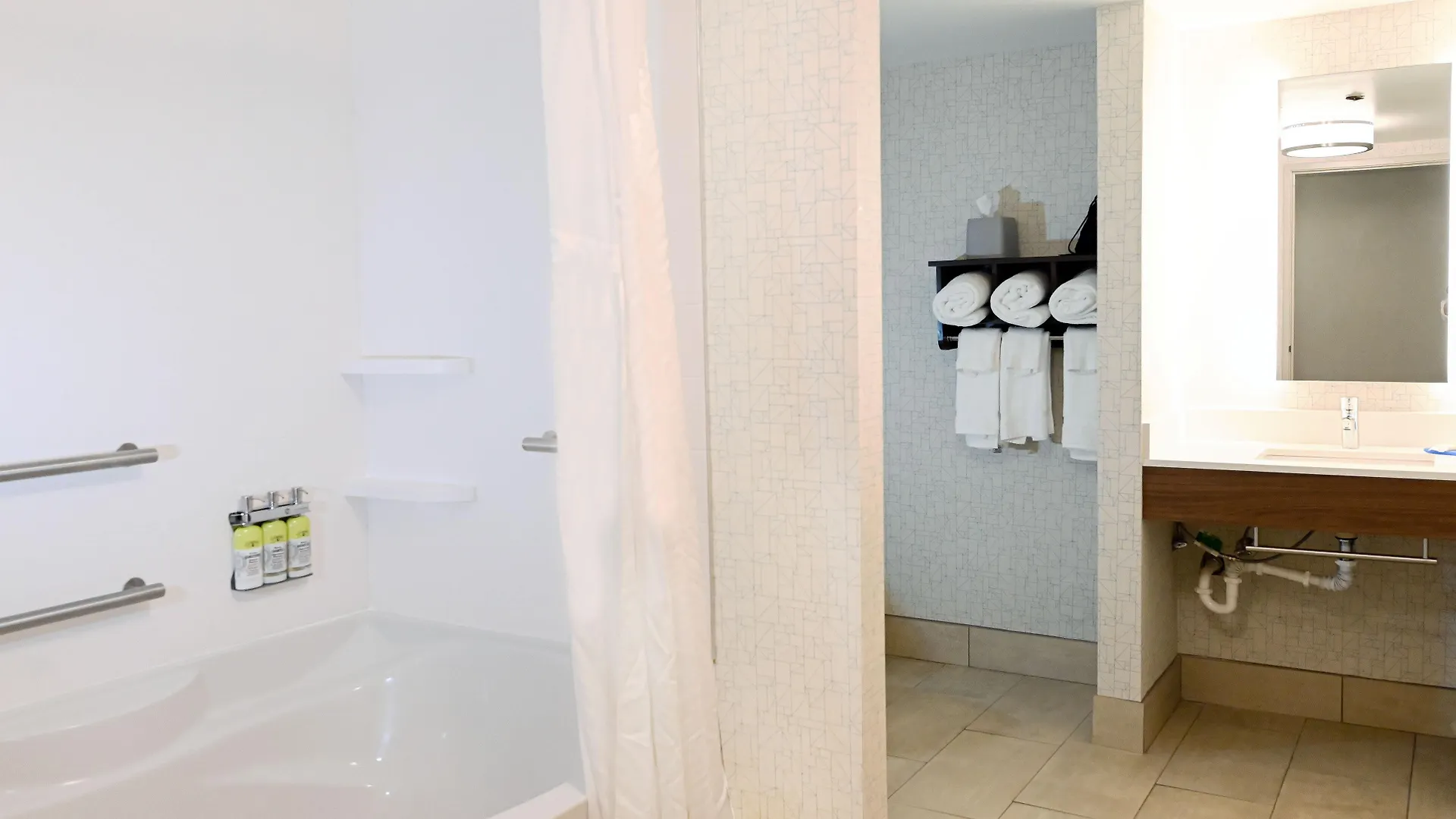 Holiday Inn Express Richmond Airport By Ihg Sandston