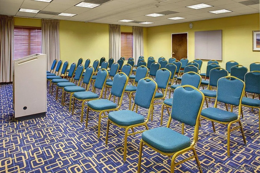 Holiday Inn Express Richmond Airport By Ihg Sandston 2*,  Stati Uniti
